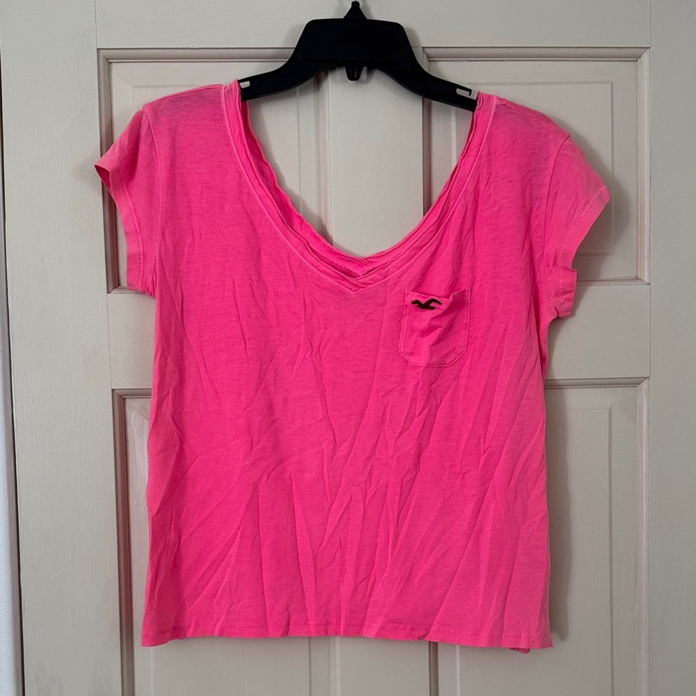 Hollister Women's Bright Pink Short Sleeve Tee